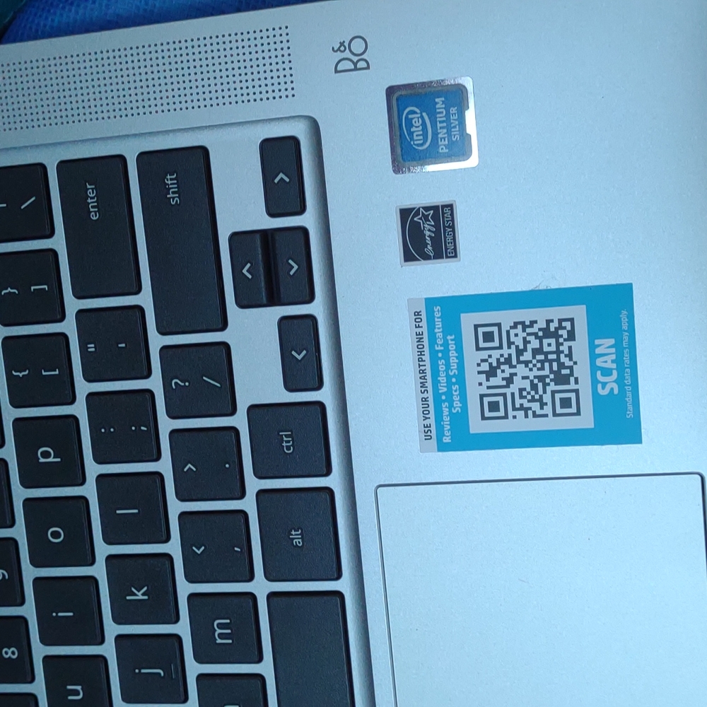 Laptop - Picture 4 of 4